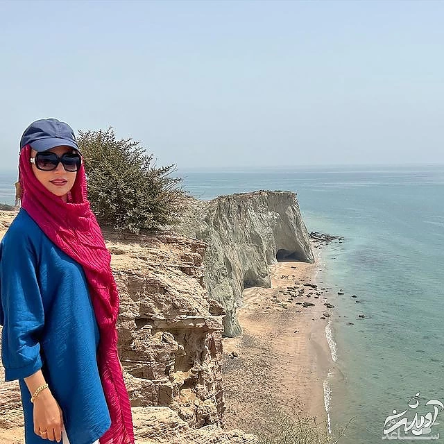 شبنم قلی خانی